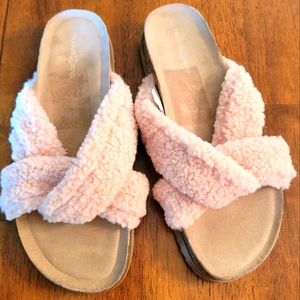 Treasure & Bond Davina Faux Shearling Open Toe Slide Sandals Size 8